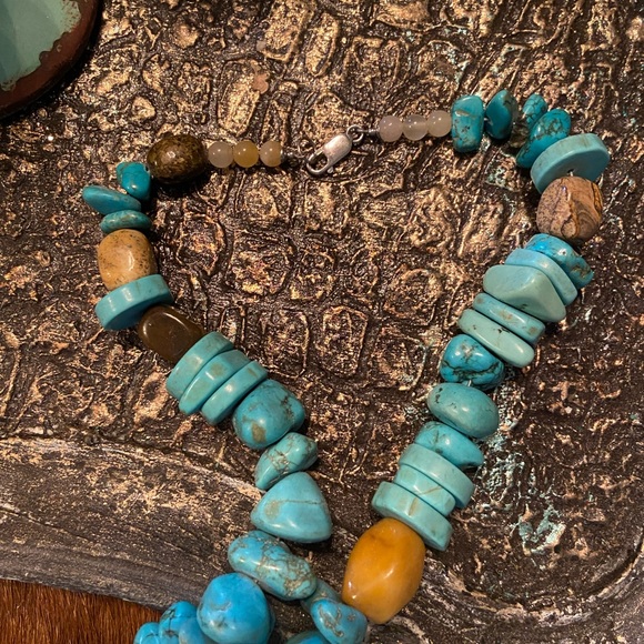 Super chunky turquoise and tigers eye necklace - Picture 3 of 4